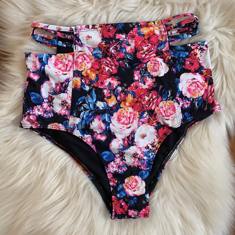 Abercrombie & Fitch High waisted swim bottoms